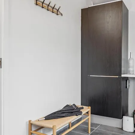 2 Bedroom Lovely In Lsted Semesterbostad *